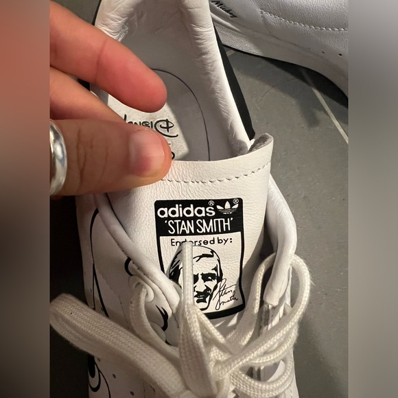 Adidas Stan Smith Mickey Mouse white and black sneakers - Picture 2 of 7